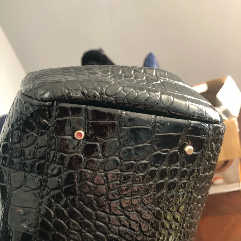 Kate Spade Faux Black Crocodile Pattern Handbag - Picture 4 of 10
